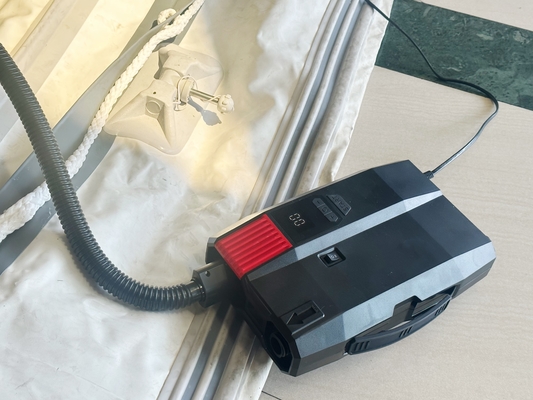 Pojemność akumulatora 5000mAH SUP Elektryczna pompa do nadmuchowego doków kajak Paddle Board 20PSI 12V/110-240V
