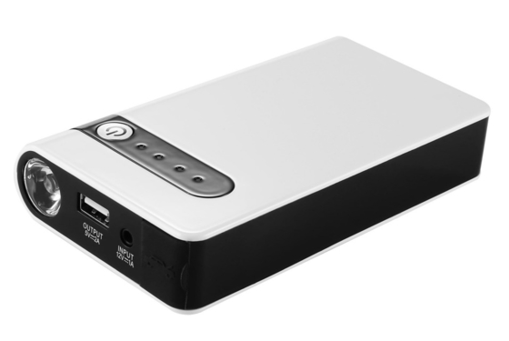Pilot w zestawie 12V przenośny rozrusznik z latarką LED i baterią 11000mAh, materiał: plastik